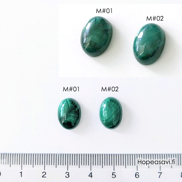 Malakiitti, pyrhiottu kapussi, vihre, soikea 14x10mm, 1kpl, kuvassa M#02 *Tarjous*