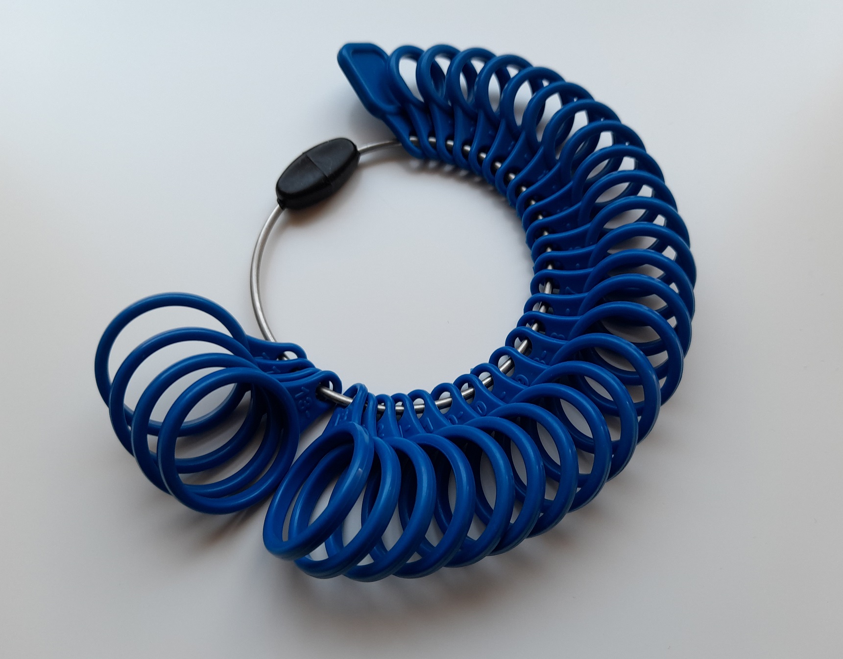 Sormusmitta, Sormuksen koon mittaamiseen, asteikko 1-15 (US) *Tuoteinfossa linkki sormuskokotaulukkoon*