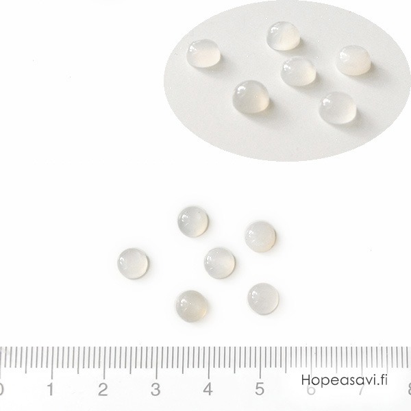  *Uutuus* Kuukivi, kapussi, valkoinen, kuultava, v�rin s�vy uniikki, py�re� 6mm, a/b laatu, 1kpl