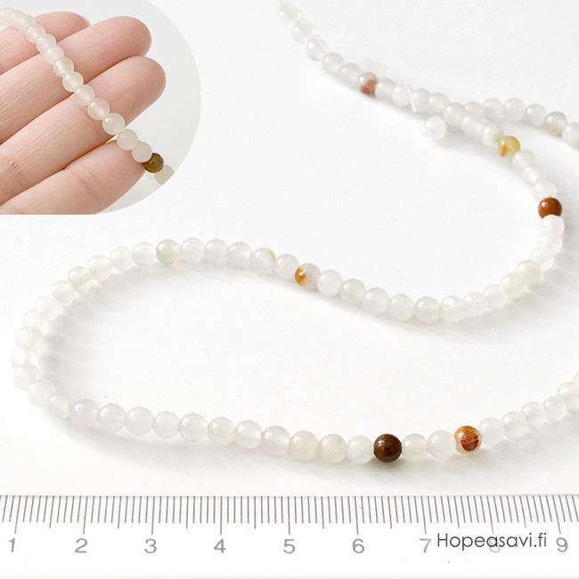   *Uutuus* Kivihelmi, Italialainen marmori, kuultava, mukana muutama tummempi helmi, koko 4-5mm, noin 90 kpl (35cm)