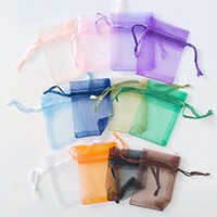   *Uutuus* Korupussi, v�rik�s organza, noin 55x45mm (sis�mitta), 2 kpl v�risekoitus *Lue info*