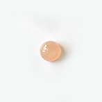 *Uutuus* Kuukivi, kapussi, persikka, värin sävy uniikki, pyöreä 4mm, a/b laatu, 1kpl